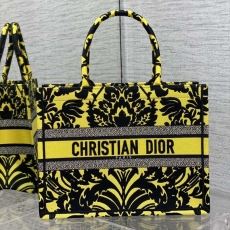 Christian Dior Shopping Bags